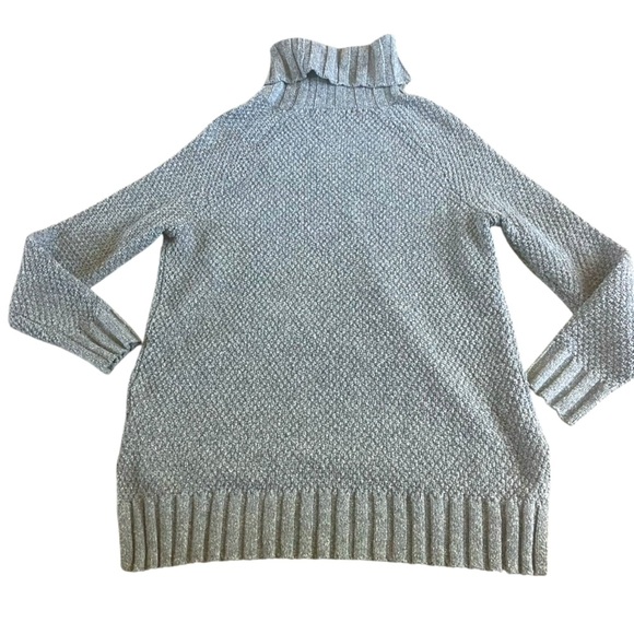 Patagonia Women’s Off Country Turtleneck Gray Sz XS
Style #50570 - Picture 2 of 5